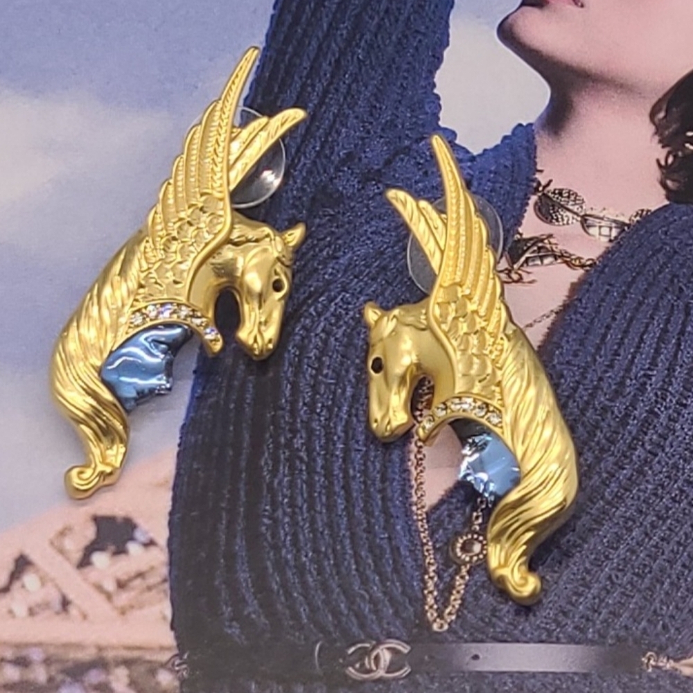 Vintage Kirks Folly Luxury Crystal Winged Pegasus Warrior Face Gold Earrings - Picture 12 of 15